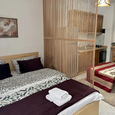 Studioo * Тирана