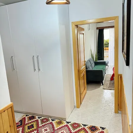 Studioo Тирана